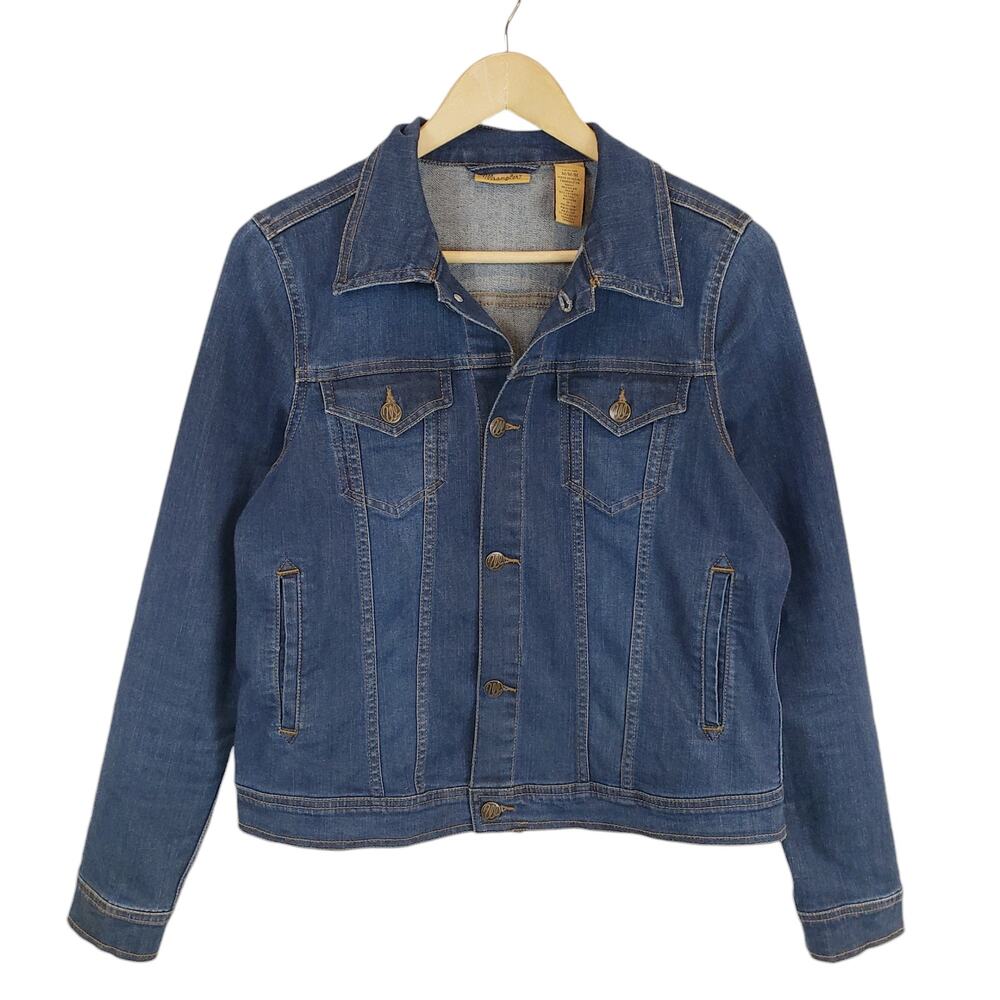 Wrangler Women's Trucker Denim Jean Jacket Size Medium